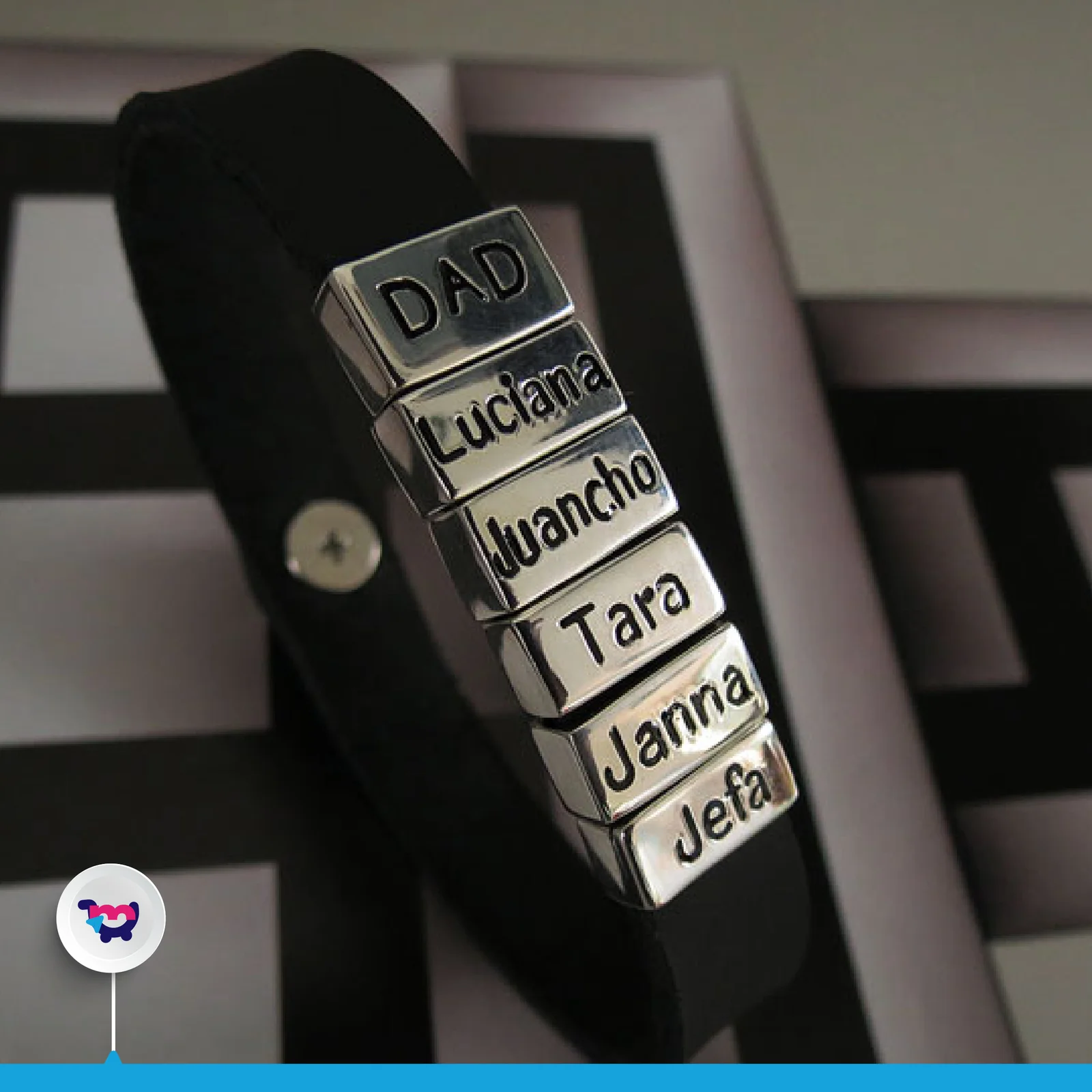 Pulseras dijes rectangulares con cuero