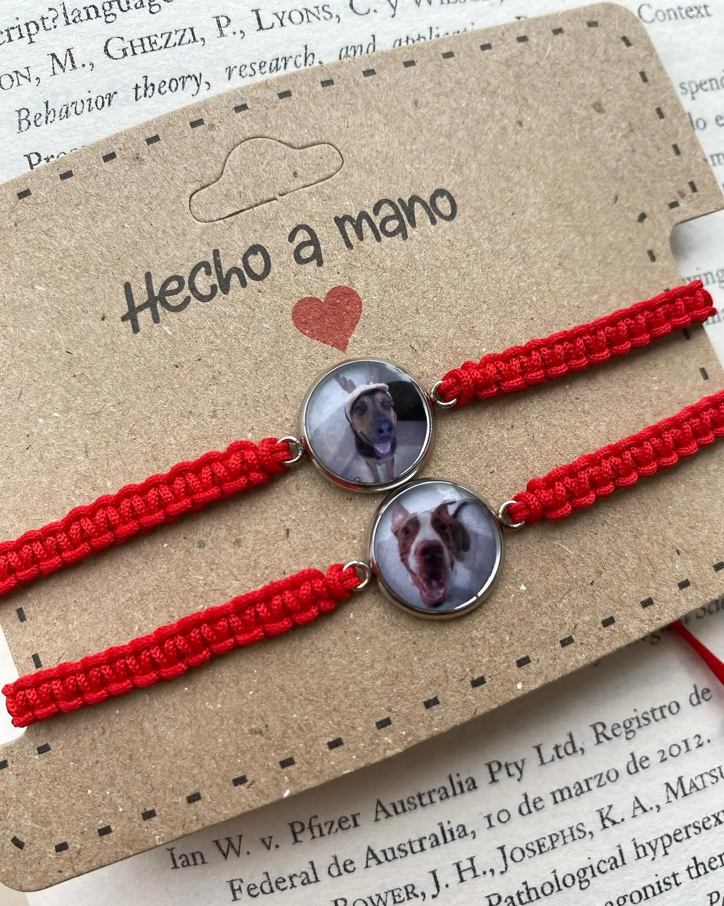 Manilla tejida a mano