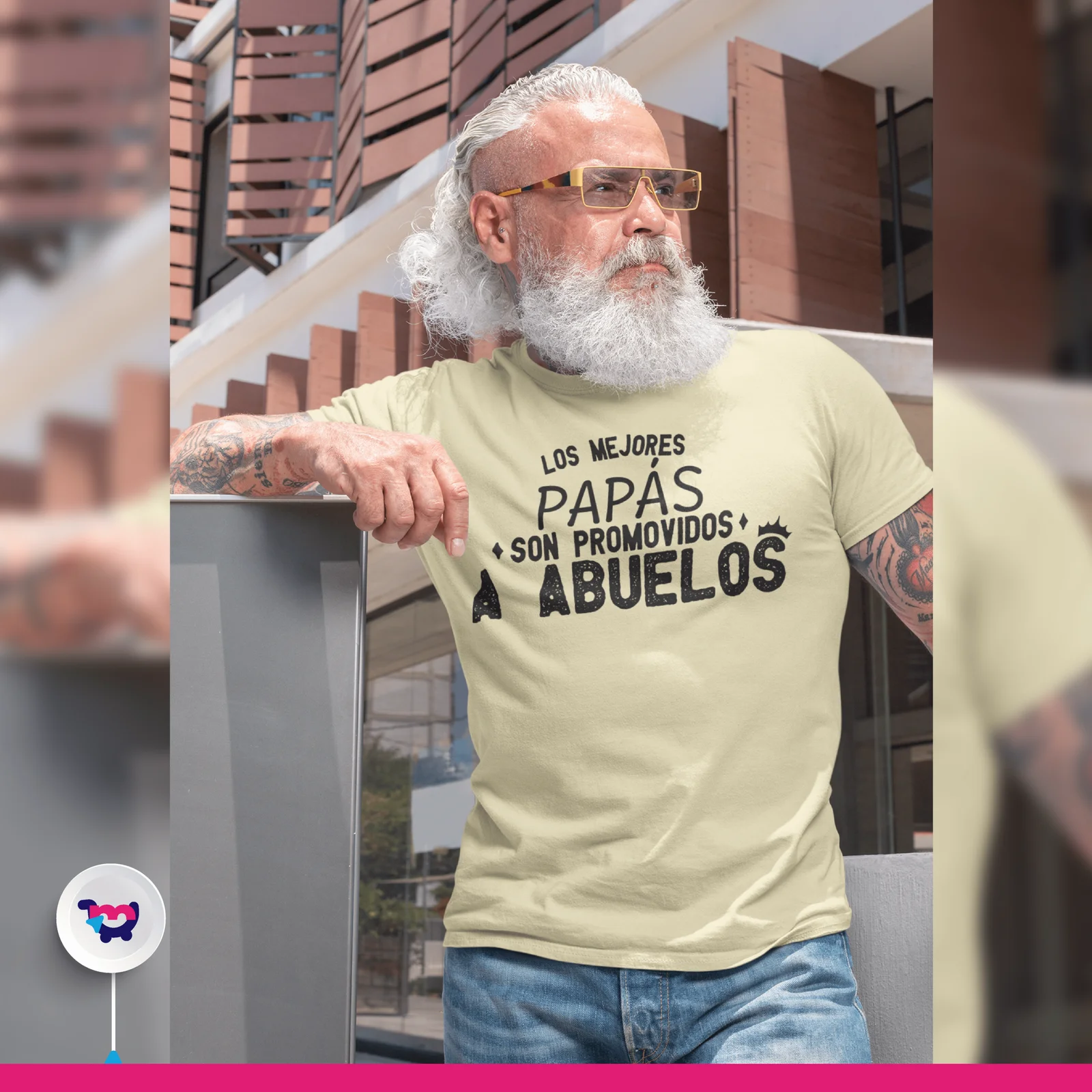 Camiseta “Los mejores papás son promovidos a abuelos”