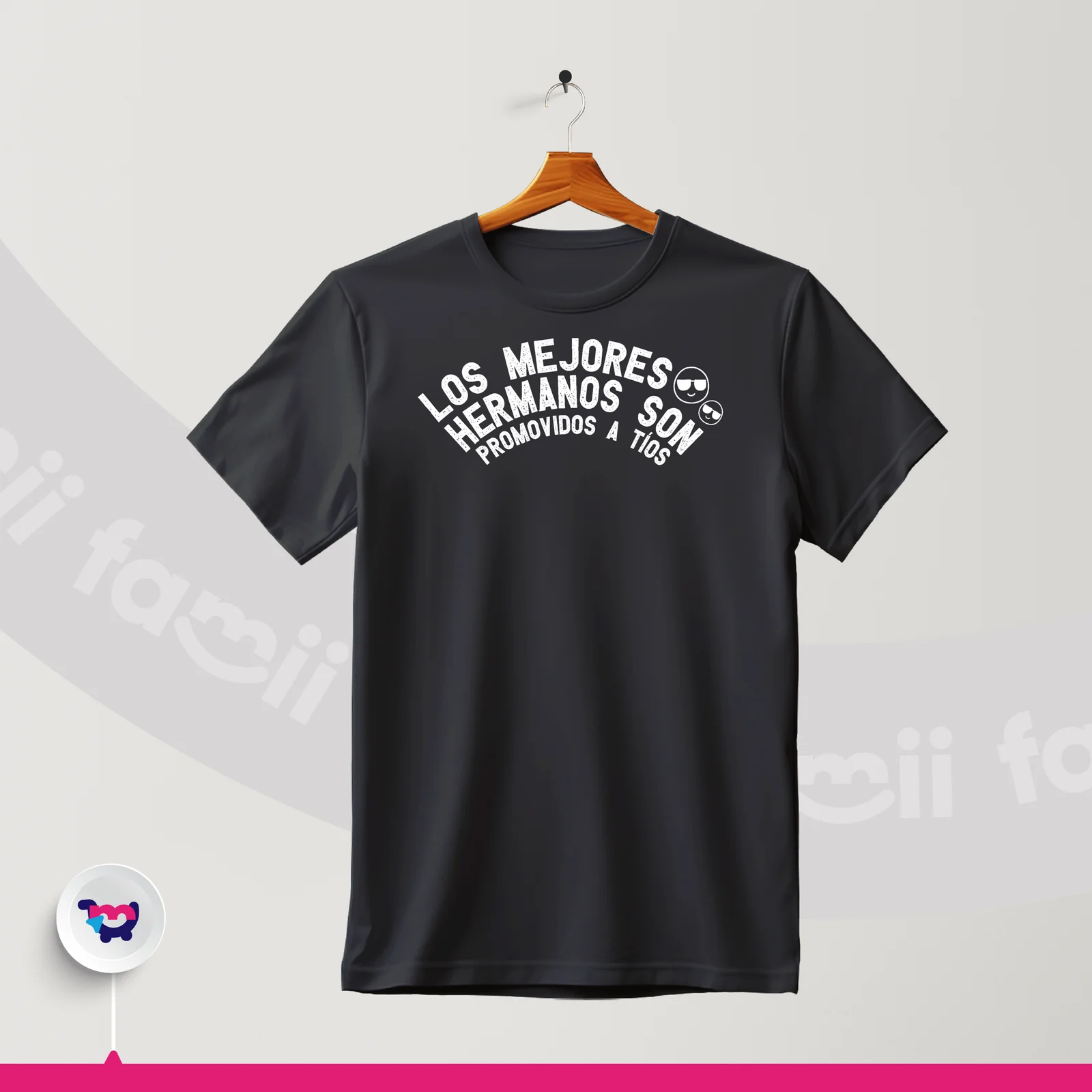 2. Camiseta “Los mejores hermanos son promovidos a tíos”