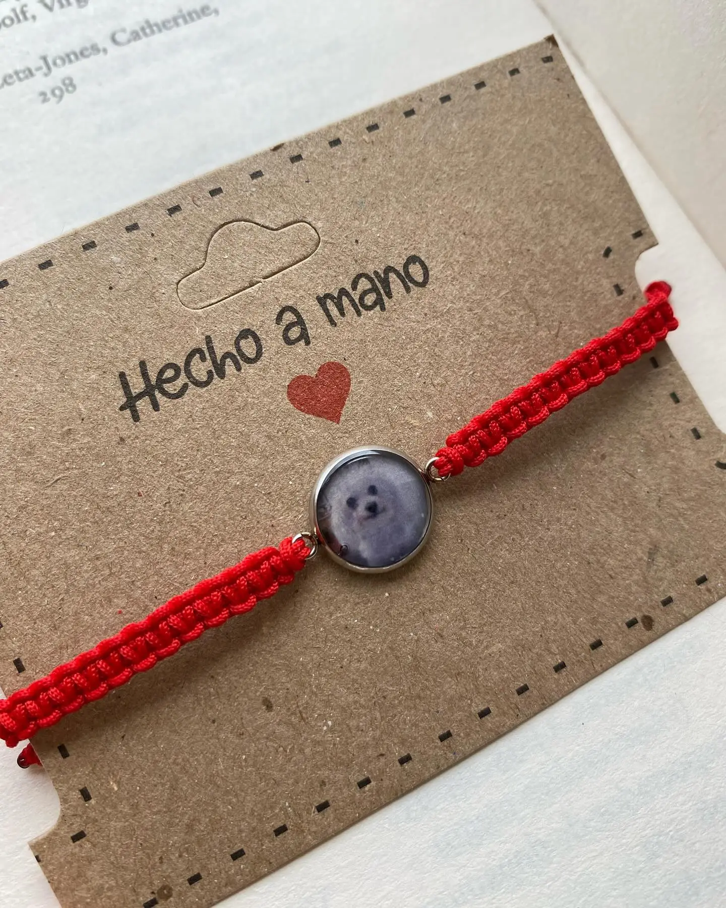 Manilla tejida a mano