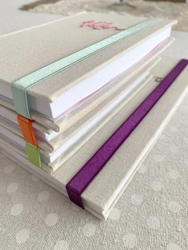 Cuaderno bordado (personalizado)
