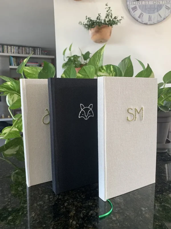 Cuaderno bordado (personalizado)